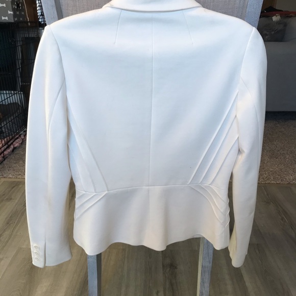 Versona White blazer - Picture 2 of 4